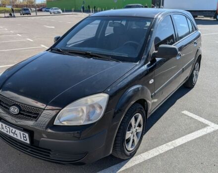 Черный Киа Рио, объемом двигателя 1.4 л и пробегом 287 тыс. км за 4400 $, фото 5 на Automoto.ua