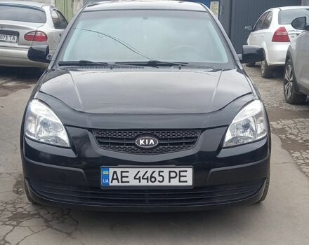 Чорний Кіа Ріо, об'ємом двигуна 1.4 л та пробігом 125 тис. км за 5900 $, фото 6 на Automoto.ua