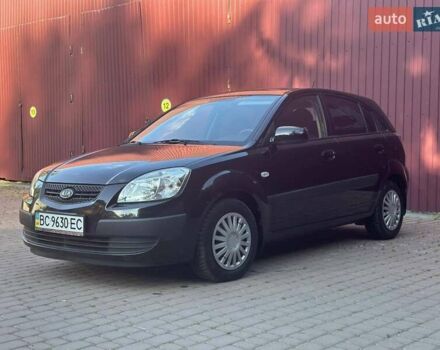 Черный Киа Рио, объемом двигателя 1.4 л и пробегом 102 тыс. км за 4499 $, фото 5 на Automoto.ua