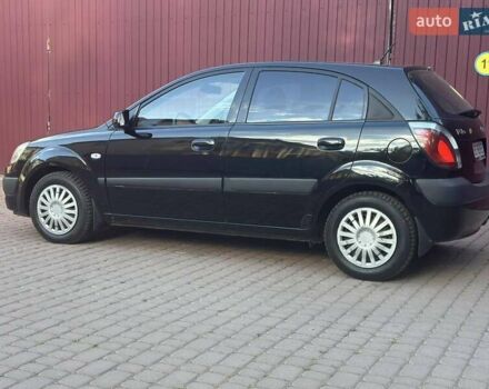 Черный Киа Рио, объемом двигателя 1.4 л и пробегом 102 тыс. км за 4499 $, фото 23 на Automoto.ua