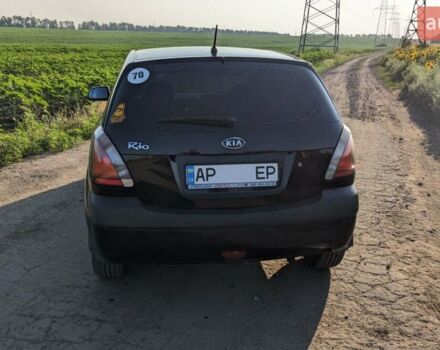 Чорний Кіа Ріо, об'ємом двигуна 1.4 л та пробігом 160 тис. км за 6200 $, фото 2 на Automoto.ua