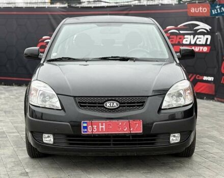 Черный Киа Рио, объемом двигателя 1.4 л и пробегом 166 тыс. км за 6000 $, фото 4 на Automoto.ua