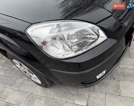 Черный Киа Рио, объемом двигателя 1.4 л и пробегом 166 тыс. км за 6000 $, фото 1 на Automoto.ua