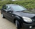 Чорний Кіа Ріо, об'ємом двигуна 1.5 л та пробігом 241 тис. км за 4350 $, фото 5 на Automoto.ua