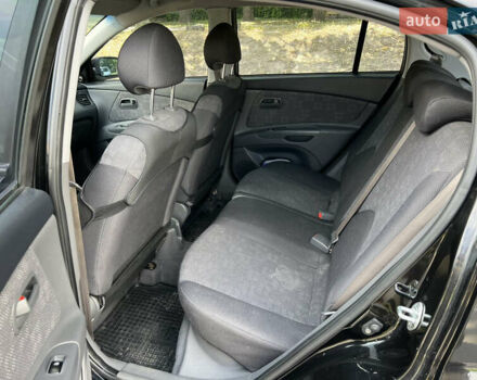 Черный Киа Рио, объемом двигателя 1.4 л и пробегом 193 тыс. км за 5800 $, фото 13 на Automoto.ua