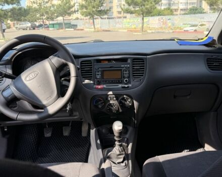 Чорний Кіа Ріо, об'ємом двигуна 1.4 л та пробігом 260 тис. км за 4600 $, фото 18 на Automoto.ua