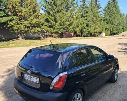 Чорний Кіа Ріо, об'ємом двигуна 1.4 л та пробігом 240 тис. км за 3711 $, фото 4 на Automoto.ua