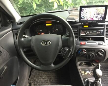 Чорний Кіа Ріо, об'ємом двигуна 1.4 л та пробігом 204 тис. км за 3888 $, фото 17 на Automoto.ua