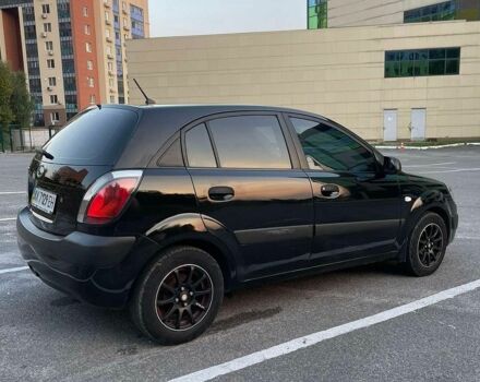 Черный Киа Рио, объемом двигателя 1.4 л и пробегом 230 тыс. км за 3850 $, фото 3 на Automoto.ua