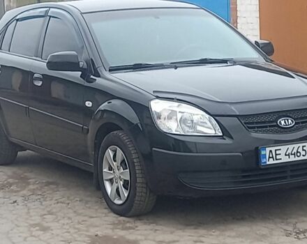 Чорний Кіа Ріо, об'ємом двигуна 1.4 л та пробігом 125 тис. км за 5900 $, фото 7 на Automoto.ua