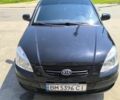 Чорний Кіа Ріо, об'ємом двигуна 1.6 л та пробігом 170 тис. км за 5000 $, фото 3 на Automoto.ua