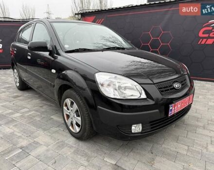 Черный Киа Рио, объемом двигателя 1.4 л и пробегом 166 тыс. км за 6000 $, фото 2 на Automoto.ua
