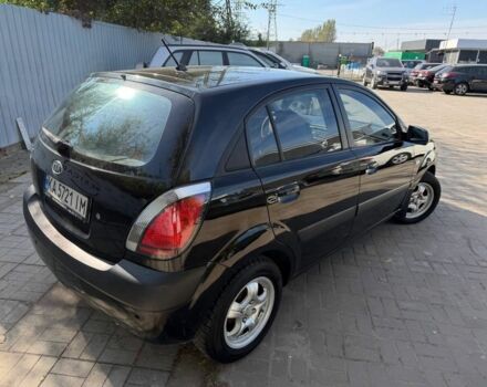 Чорний Кіа Ріо, об'ємом двигуна 1.4 л та пробігом 160 тис. км за 5494 $, фото 3 на Automoto.ua
