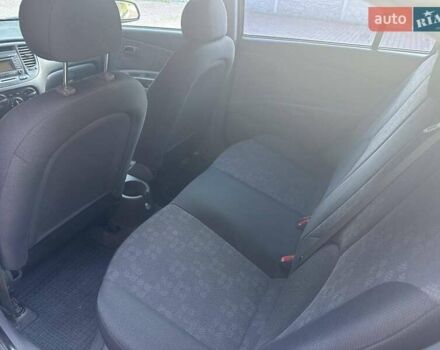 Черный Киа Рио, объемом двигателя 1.4 л и пробегом 102 тыс. км за 4499 $, фото 31 на Automoto.ua