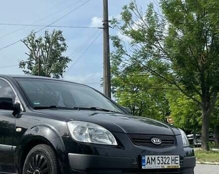 Чорний Кіа Ріо, об'ємом двигуна 1.4 л та пробігом 139 тис. км за 5300 $, фото 11 на Automoto.ua