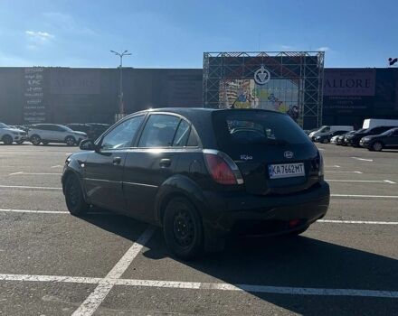 Чорний Кіа Ріо, об'ємом двигуна 1.4 л та пробігом 167 тис. км за 2900 $, фото 9 на Automoto.ua