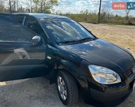 Черный Киа Рио, объемом двигателя 1.4 л и пробегом 103 тыс. км за 3400 $, фото 4 на Automoto.ua