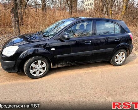 Чорний Кіа Ріо, об'ємом двигуна 1.4 л та пробігом 194 тис. км за 4500 $, фото 6 на Automoto.ua