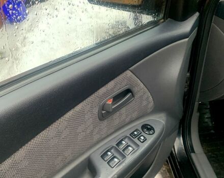 Черный Киа Рио, объемом двигателя 1.4 л и пробегом 860 тыс. км за 5300 $, фото 6 на Automoto.ua