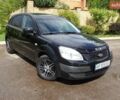Чорний Кіа Ріо, об'ємом двигуна 1.4 л та пробігом 216 тис. км за 3700 $, фото 1 на Automoto.ua