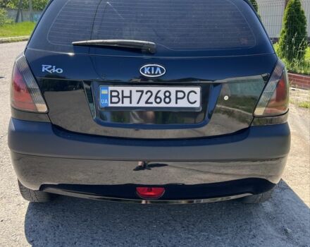 Черный Киа Рио, объемом двигателя 1.4 л и пробегом 240 тыс. км за 5200 $, фото 4 на Automoto.ua