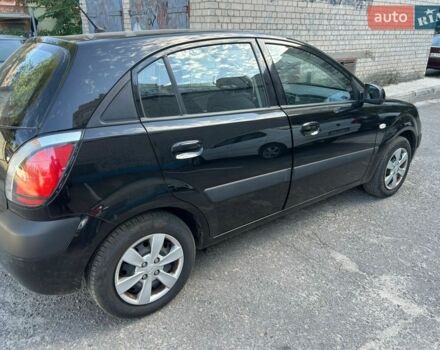 Черный Киа Рио, объемом двигателя 1.4 л и пробегом 167 тыс. км за 5200 $, фото 3 на Automoto.ua