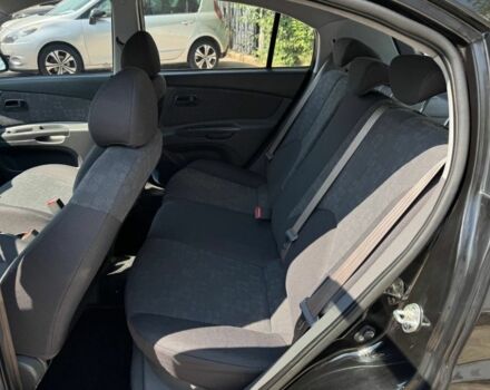 Черный Киа Рио, объемом двигателя 1.4 л и пробегом 160 тыс. км за 5993 $, фото 14 на Automoto.ua