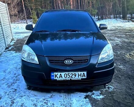 Чорний Кіа Ріо, об'ємом двигуна 1.4 л та пробігом 205 тис. км за 5000 $, фото 1 на Automoto.ua