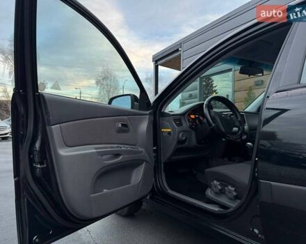 Черный Киа Рио, объемом двигателя 0 л и пробегом 228 тыс. км за 7300 $, фото 9 на Automoto.ua