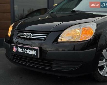 Черный Киа Рио, объемом двигателя 0 л и пробегом 228 тыс. км за 7300 $, фото 1 на Automoto.ua