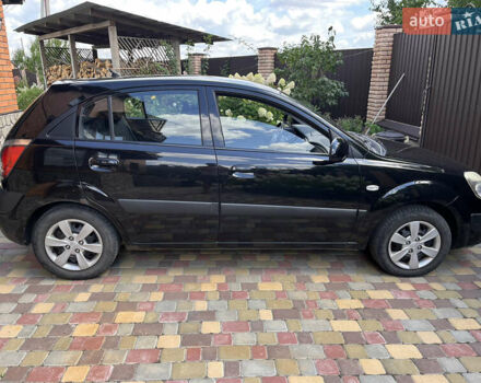 Черный Киа Рио, объемом двигателя 1.4 л и пробегом 174 тыс. км за 4200 $, фото 9 на Automoto.ua