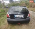 Черный Киа Рио, объемом двигателя 1.4 л и пробегом 260 тыс. км за 3450 $, фото 7 на Automoto.ua