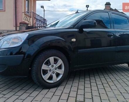 Черный Киа Рио, объемом двигателя 1.4 л и пробегом 181 тыс. км за 3850 $, фото 11 на Automoto.ua