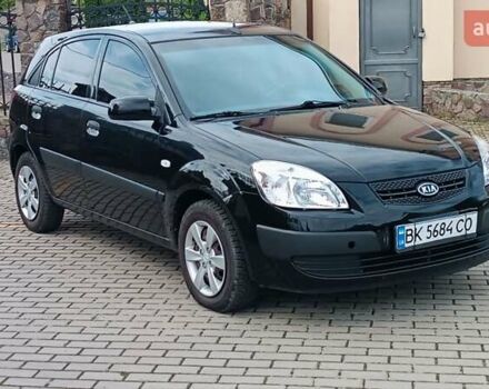Черный Киа Рио, объемом двигателя 1.4 л и пробегом 181 тыс. км за 3850 $, фото 5 на Automoto.ua