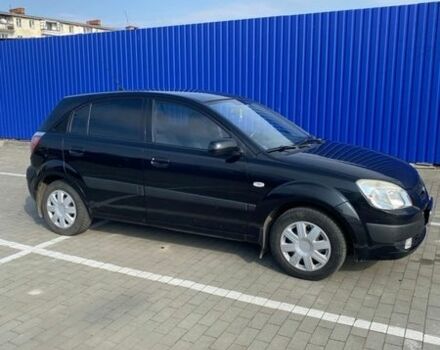 Черный Киа Рио, объемом двигателя 1.49 л и пробегом 229 тыс. км за 4900 $, фото 3 на Automoto.ua