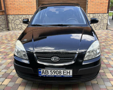 Черный Киа Рио, объемом двигателя 1.4 л и пробегом 174 тыс. км за 4200 $, фото 1 на Automoto.ua