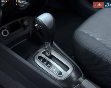 Черный Киа Рио, объемом двигателя 0 л и пробегом 228 тыс. км за 7300 $, фото 20 на Automoto.ua