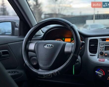 Черный Киа Рио, объемом двигателя 0 л и пробегом 228 тыс. км за 7300 $, фото 30 на Automoto.ua