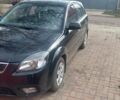 Чорний Кіа Ріо, об'ємом двигуна 1.4 л та пробігом 180 тис. км за 6000 $, фото 2 на Automoto.ua