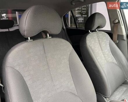 Чорний Кіа Ріо, об'ємом двигуна 1.5 л та пробігом 265 тис. км за 4700 $, фото 29 на Automoto.ua