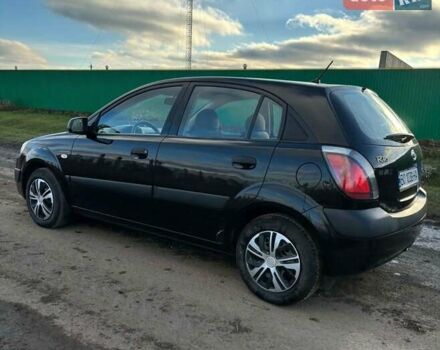 Черный Киа Рио, объемом двигателя 1.4 л и пробегом 220 тыс. км за 4399 $, фото 6 на Automoto.ua