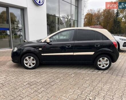 Чорний Кіа Ріо, об'ємом двигуна 1.5 л та пробігом 265 тис. км за 4700 $, фото 3 на Automoto.ua