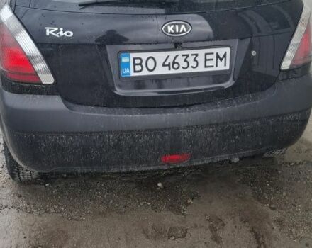 Чорний Кіа Ріо, об'ємом двигуна 1.4 л та пробігом 253 тис. км за 3518 $, фото 2 на Automoto.ua