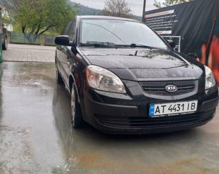 Чорний Кіа Ріо, об'ємом двигуна 1.4 л та пробігом 230 тис. км за 5248 $, фото 8 на Automoto.ua