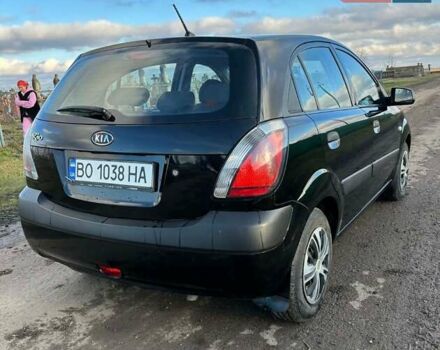 Черный Киа Рио, объемом двигателя 1.4 л и пробегом 220 тыс. км за 4399 $, фото 9 на Automoto.ua