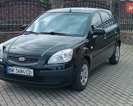 Черный Киа Рио, объемом двигателя 1.4 л и пробегом 181 тыс. км за 3850 $, фото 6 на Automoto.ua