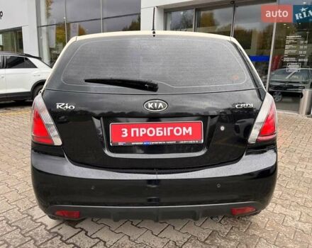 Чорний Кіа Ріо, об'ємом двигуна 1.5 л та пробігом 265 тис. км за 4700 $, фото 5 на Automoto.ua