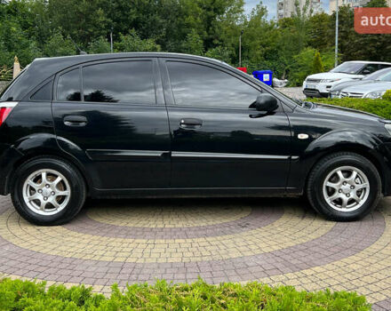 Чорний Кіа Ріо, об'ємом двигуна 1.4 л та пробігом 193 тис. км за 4999 $, фото 7 на Automoto.ua