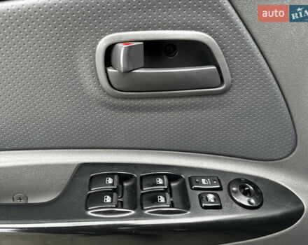 Черный Киа Рио, объемом двигателя 1.4 л и пробегом 172 тыс. км за 5700 $, фото 19 на Automoto.ua