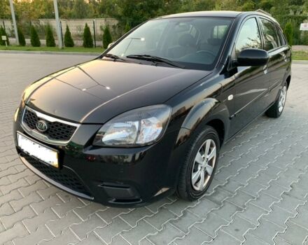 Черный Киа Рио, объемом двигателя 1.4 л и пробегом 200 тыс. км за 6300 $, фото 12 на Automoto.ua